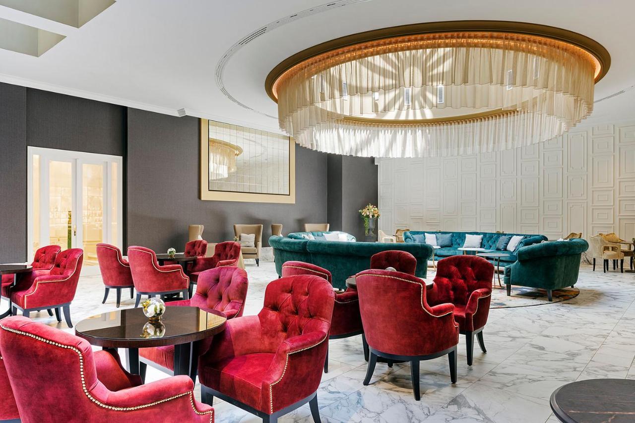 Aurea Ana Palace By Eurostars Hotel Company بودابست المظهر الخارجي الصورة The lobby of the hotel