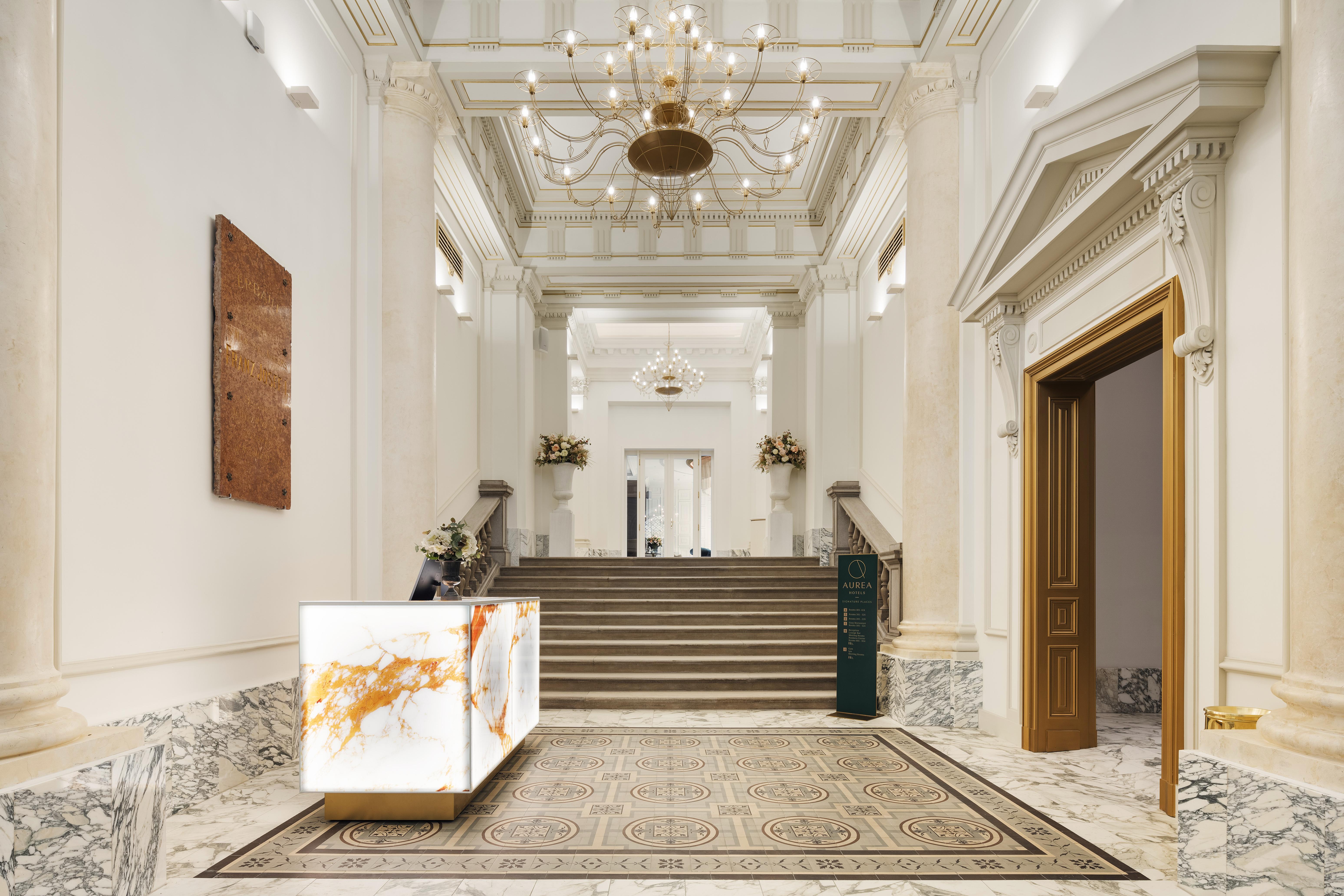 Aurea Ana Palace By Eurostars Hotel Company بودابست المظهر الخارجي الصورة The lobby of the hotel