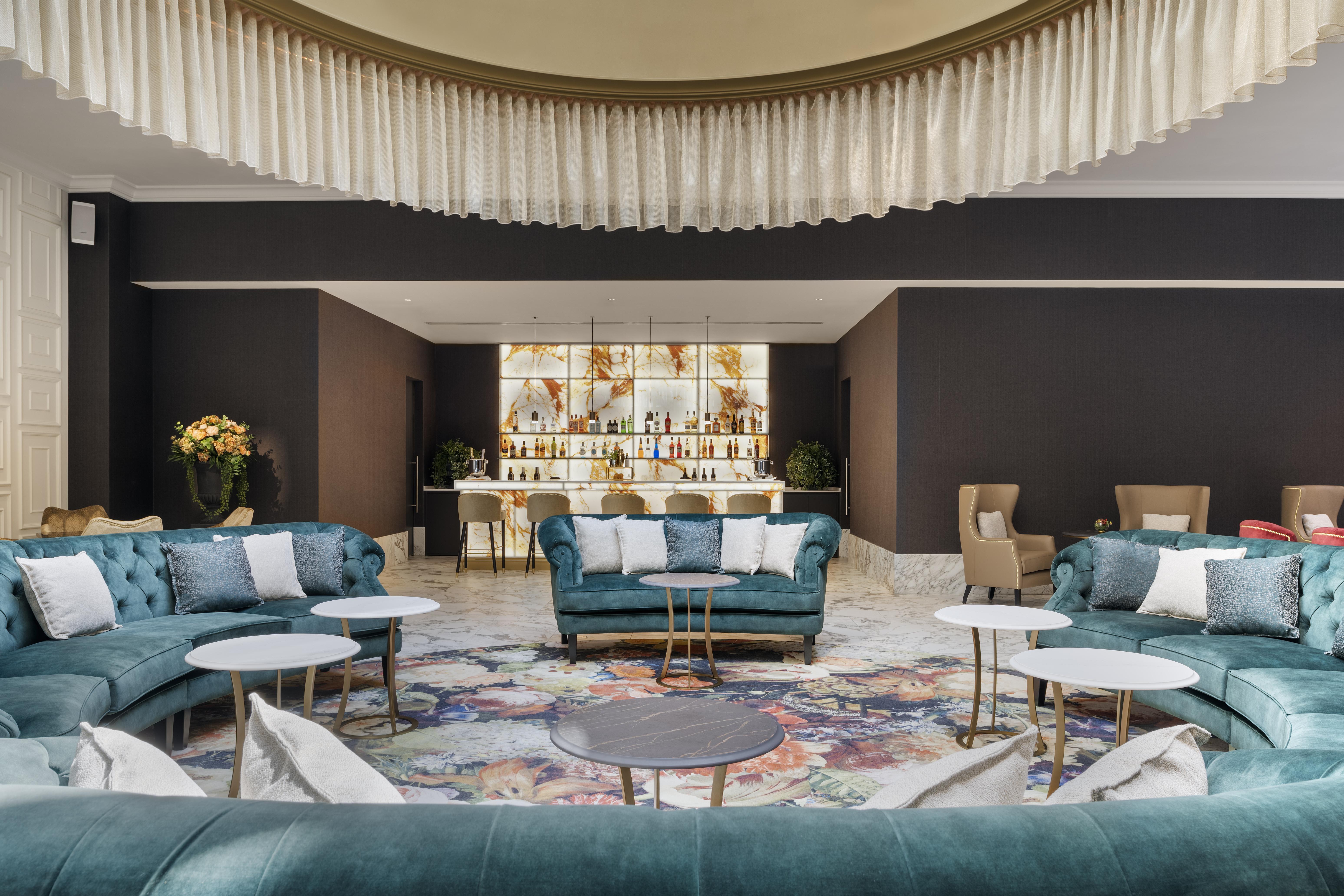 Aurea Ana Palace By Eurostars Hotel Company بودابست المظهر الخارجي الصورة The Bar