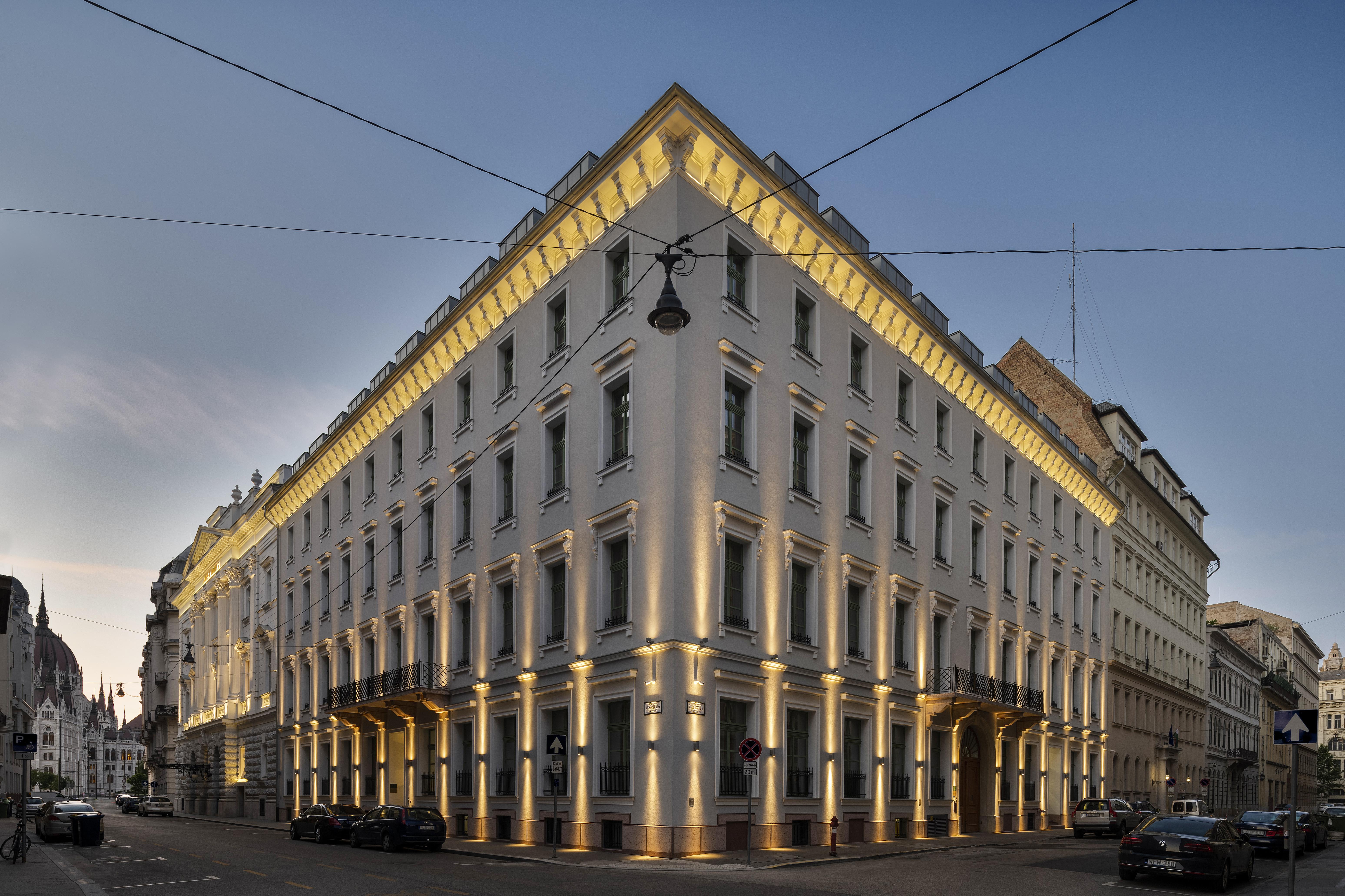 Aurea Ana Palace By Eurostars Hotel Company بودابست المظهر الخارجي الصورة The hotel in 2016
