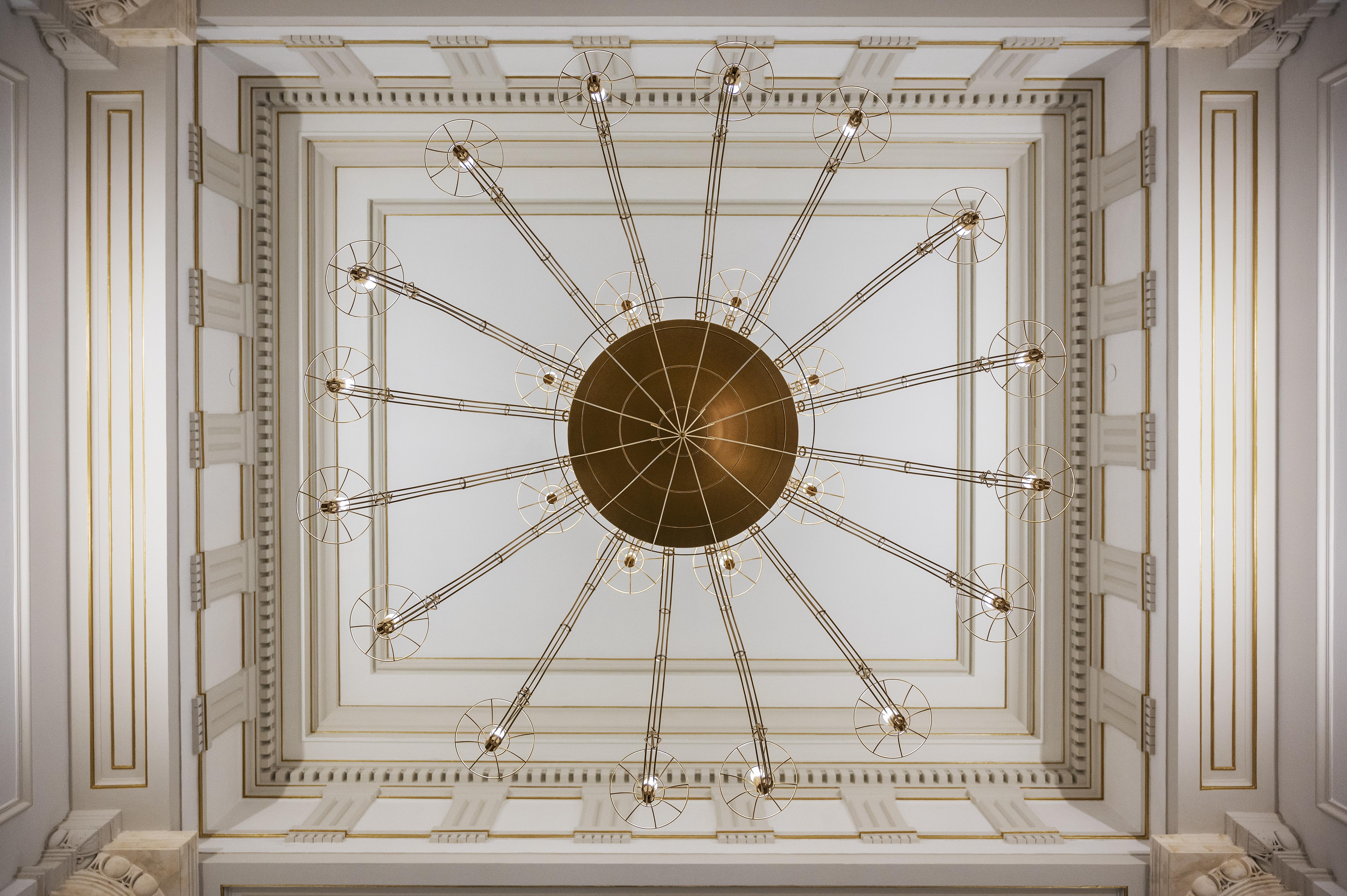 Aurea Ana Palace By Eurostars Hotel Company بودابست المظهر الخارجي الصورة Ceiling of the main hall