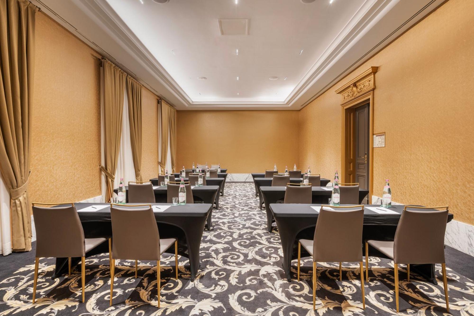 Aurea Ana Palace By Eurostars Hotel Company بودابست المظهر الخارجي الصورة Meeting room